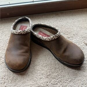 Simple Brown Leather Clogs